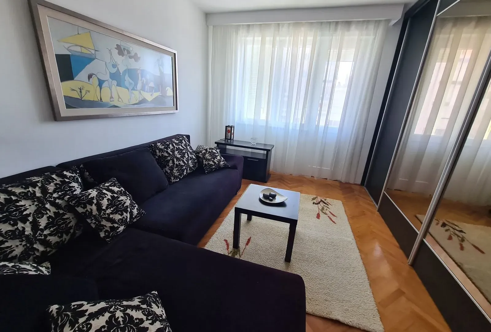 Izdavanje, dvosoban stan, 65m², Stara Varoš, Podgorica