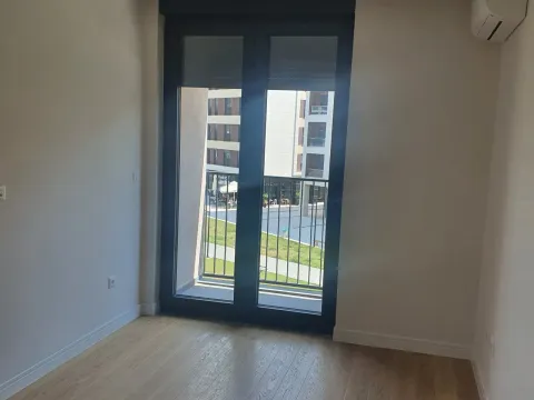 Rent, two bedroom apartment, 84m², Kruševac, Podgorica - image 12