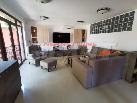 Izdavanje, kuća, 180m², Crveni Krst, Beograd - image 6