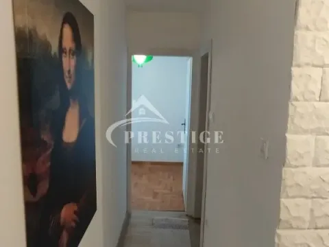 Izdavanje, trosoban stan, 100m², Blok 5, Podgorica - image 8