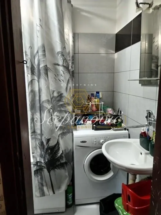 Prodaja, četvorosoban stan, 91m², Telep južni, Novi Sad Sve Podlokacije