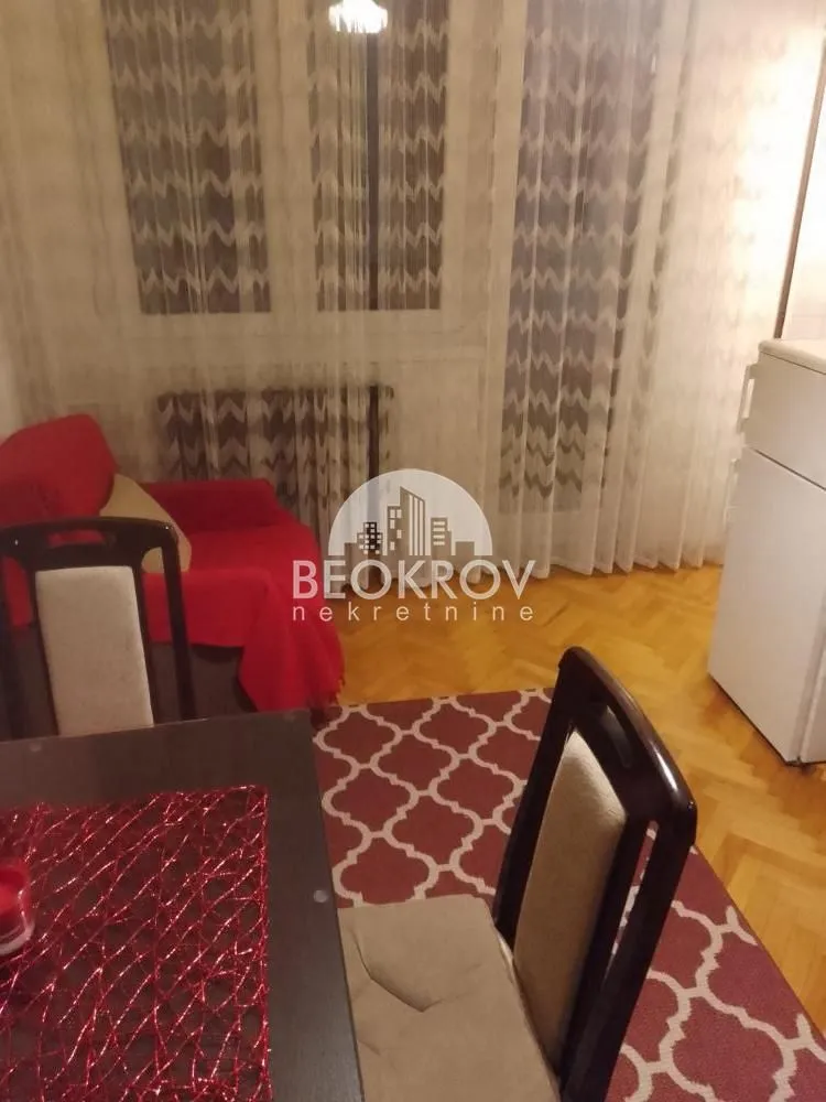Izdavanje, jednosoban stan, 42m², Savski Venac, Beograd