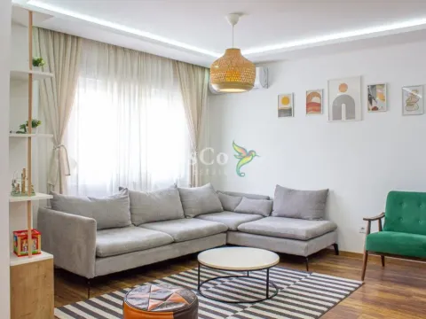 Prodaja, trosoban stan, 89m², Gintaš, Podgorica