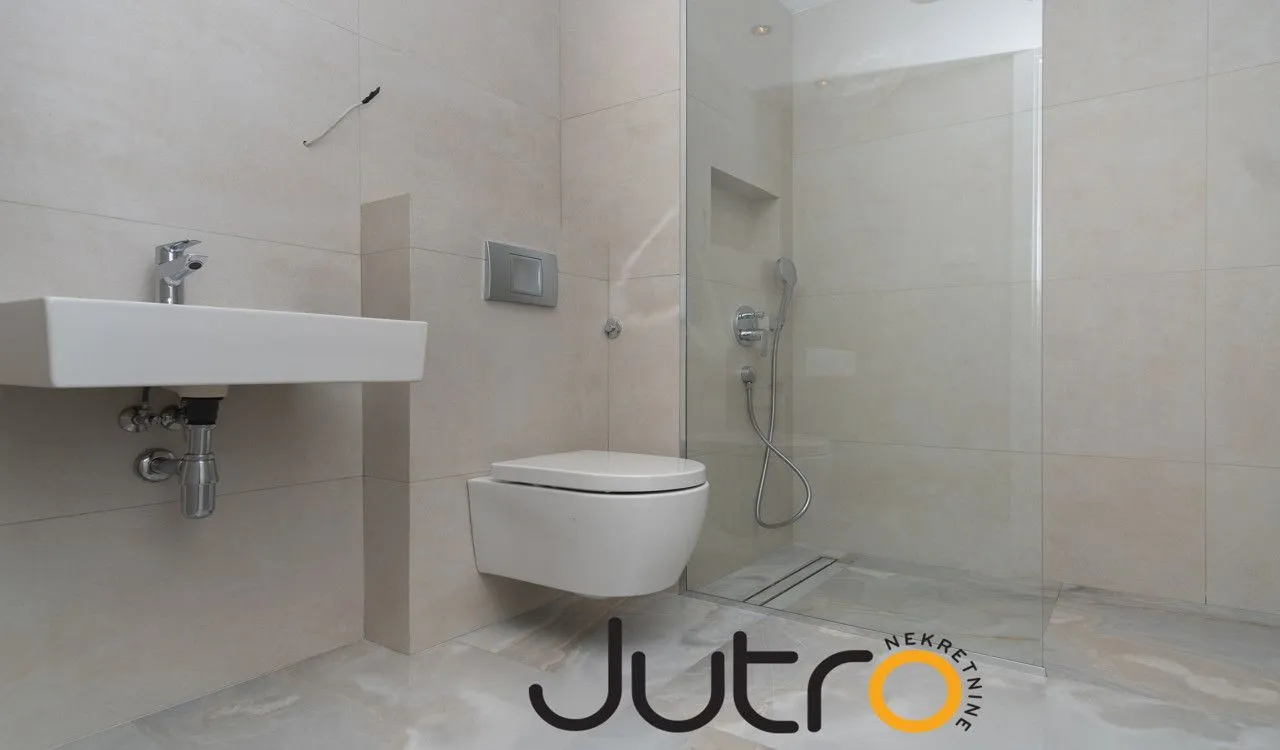 Rent, three bedroom apartment, 100m², Gorica C, Podgorica