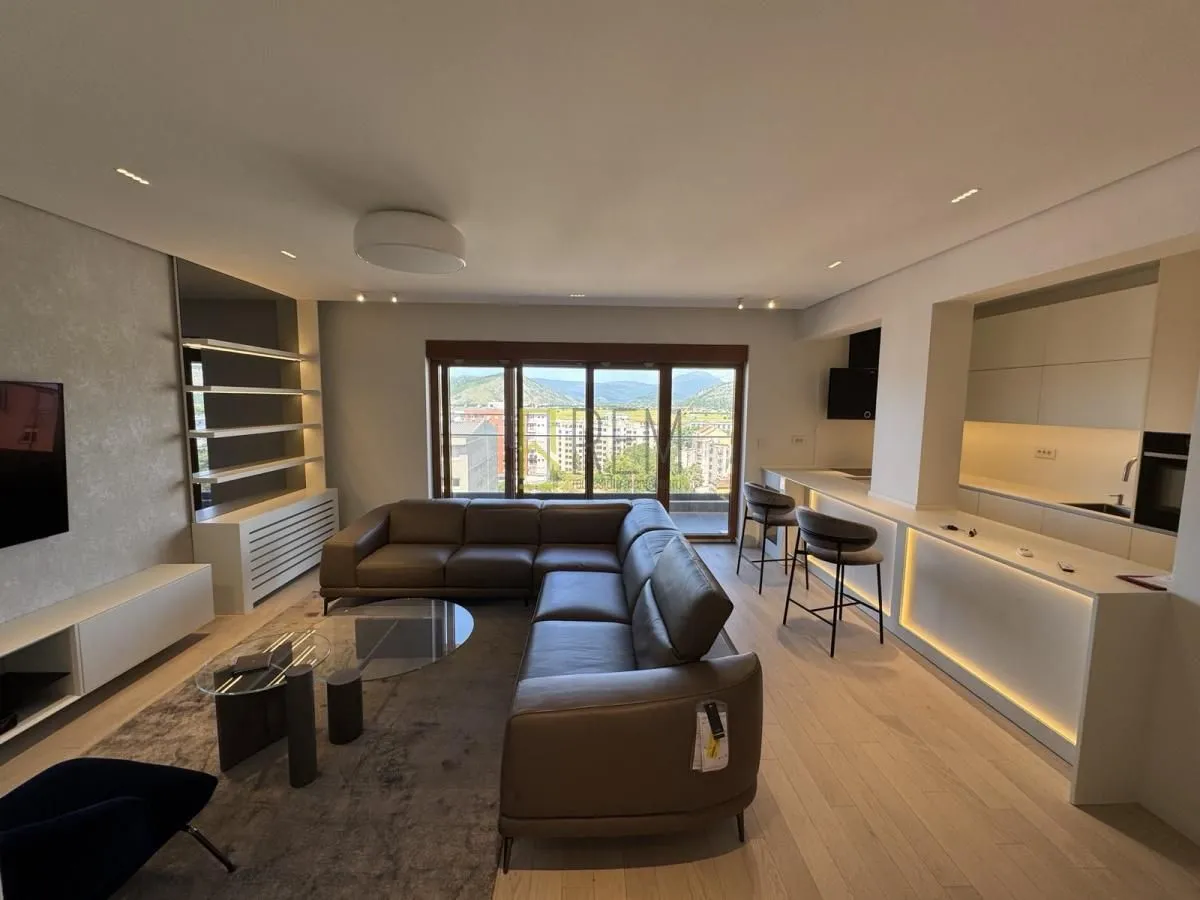 Rent, three bedroom apartment, 136m², Master Kvart, Podgorica