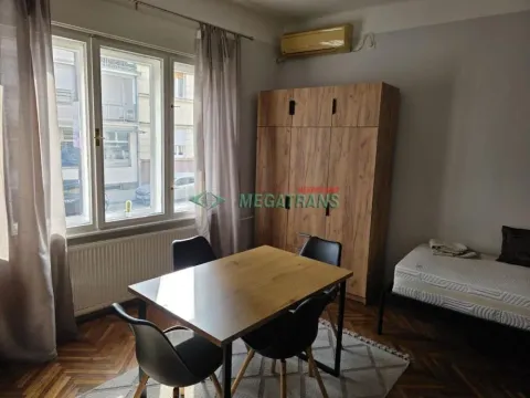 Izdavanje, jednosoban stan, 32m², Centar, Novi Sad - image 3