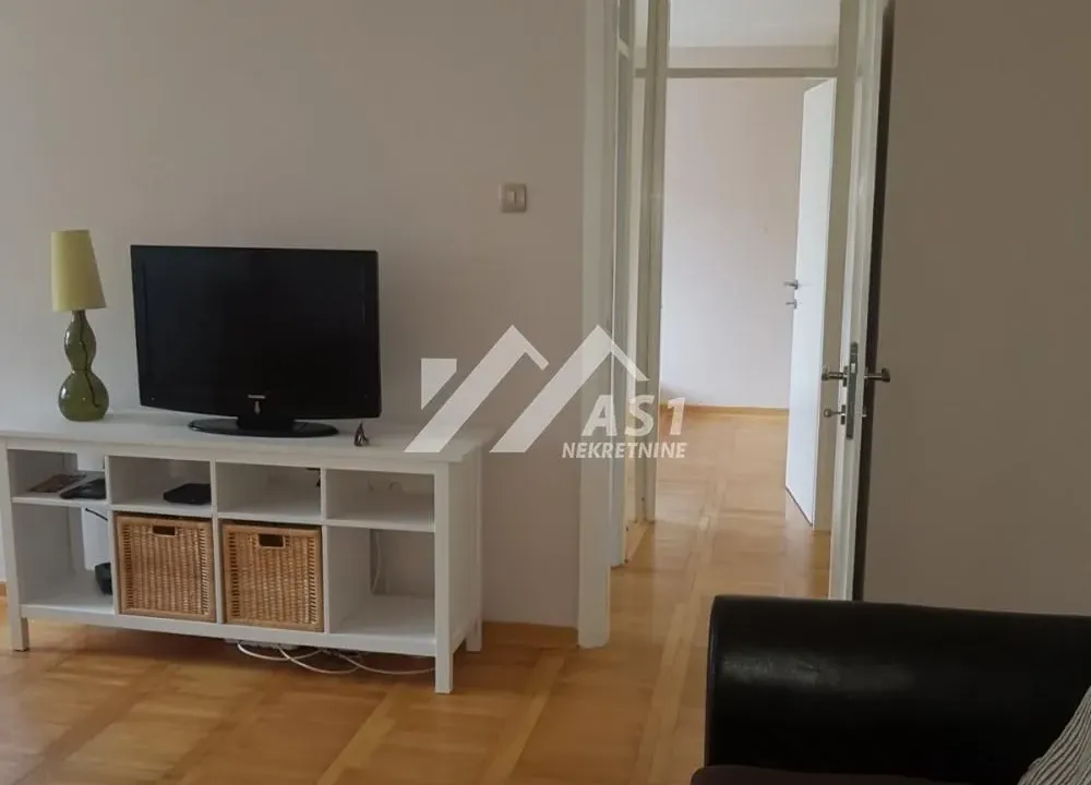 Izdavanje, dvosoban stan, 54m², Liman 4, Novi Sad Sve Podlokacije