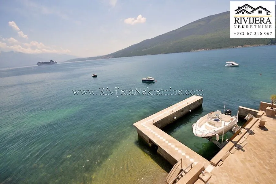 Prodaja, kuća, 411m², Đenovići, Herceg Novi