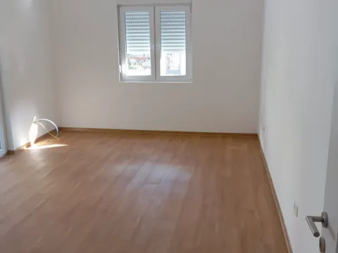 Prodaja, dvosoban stan, 60m², Zabjelo, Podgorica - image 3