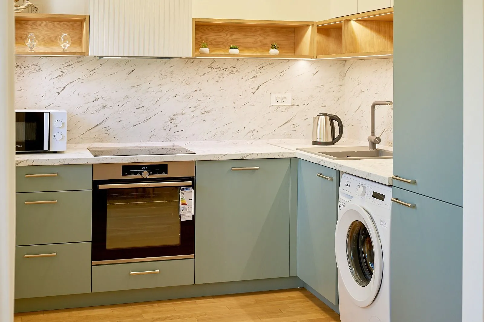 Sale, one bedroom apartment, 50m², Bečići, Budva