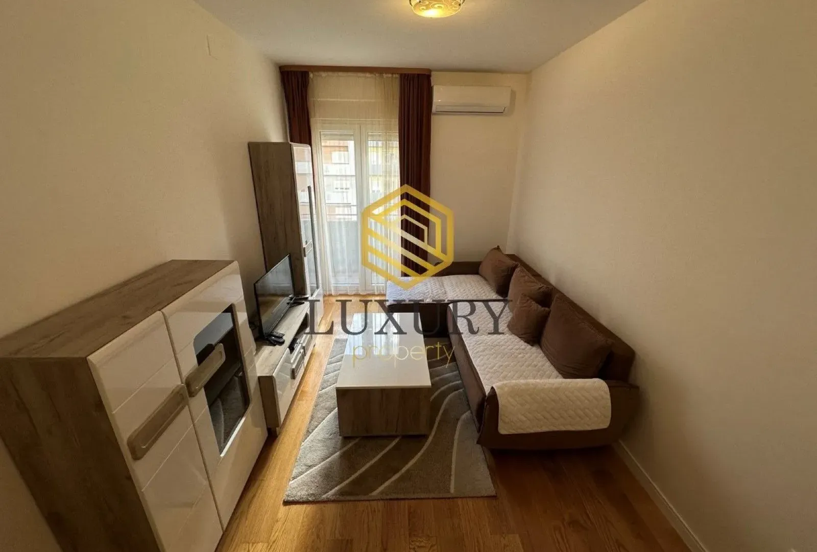 Rent, one bedroom apartment, 42m², Central Point, Podgorica
