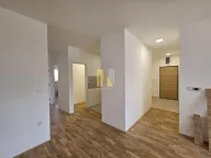 Izdavanje, trosoban stan, 72m², Podbara, Novi Sad Sve Podlokacije - image 5