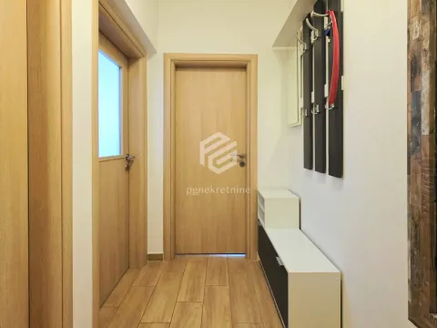 Izdavanje, jednosoban stan, 46m², Stari Aerodrom, Podgorica - image 9