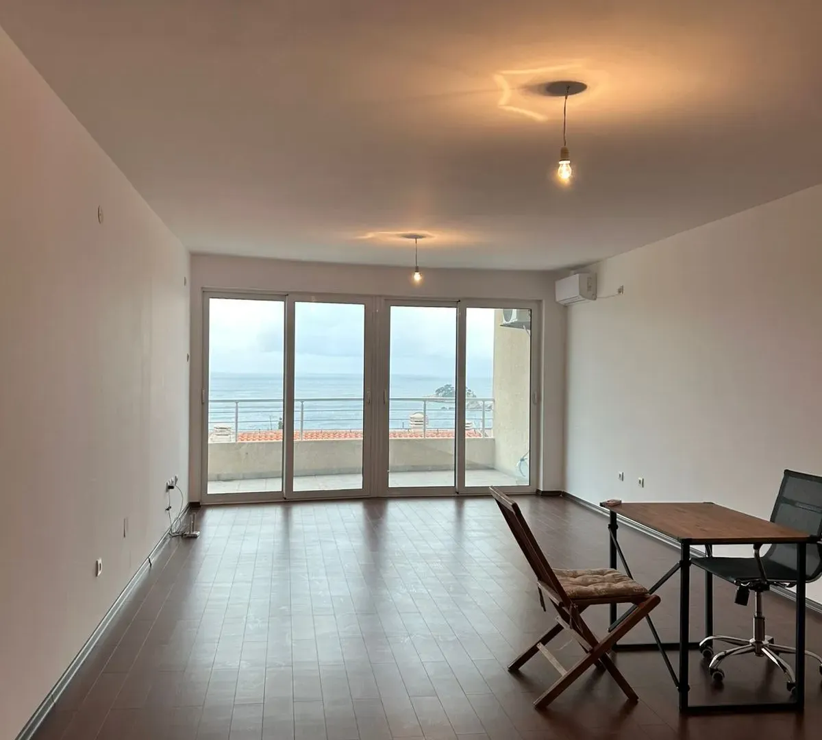 Sale, one bedroom apartment, 85m², Petrovac, Budva