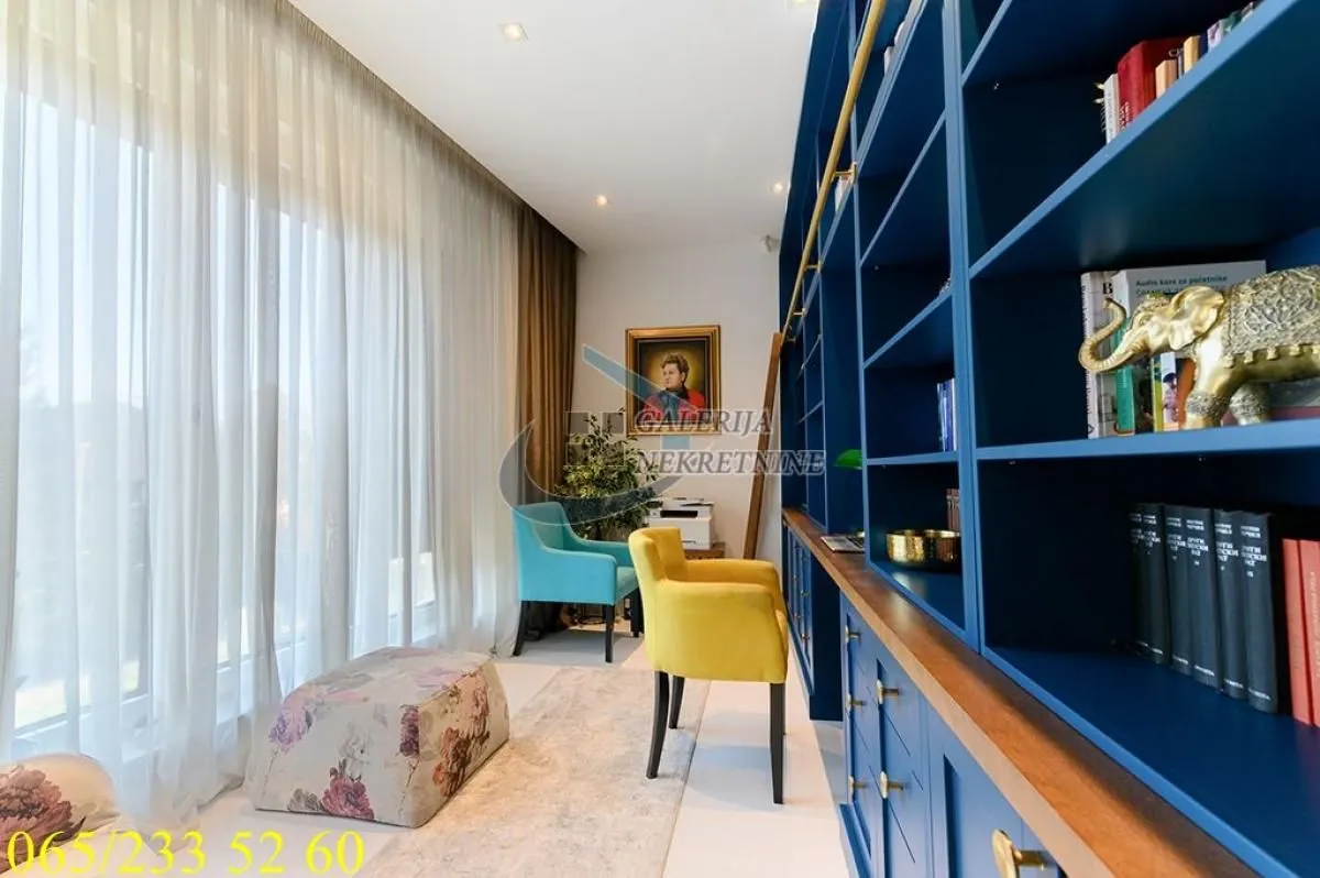 Sale, two bedroom apartment, 131m², Savski Venac, Beograd