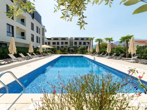 Izdavanje, trosoban stan, 85m², Donja Lastva, Tivat - image 16