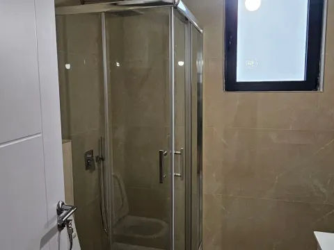 Sale, one bedroom apartment, 46m², Centar, Ulcinj - image 9