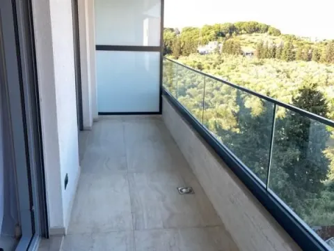 Sale, one bedroom apartment, 69m², Ulcinj, Crna Gora - image 3