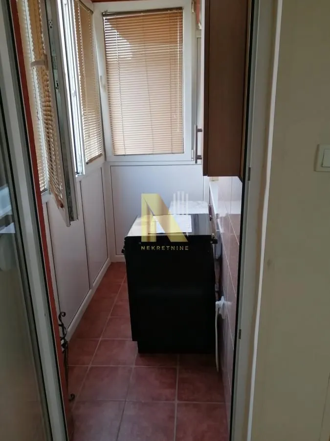 Izdavanje, jednosoban stan, 41m², Grbavica, Novi Sad Sve Podlokacije