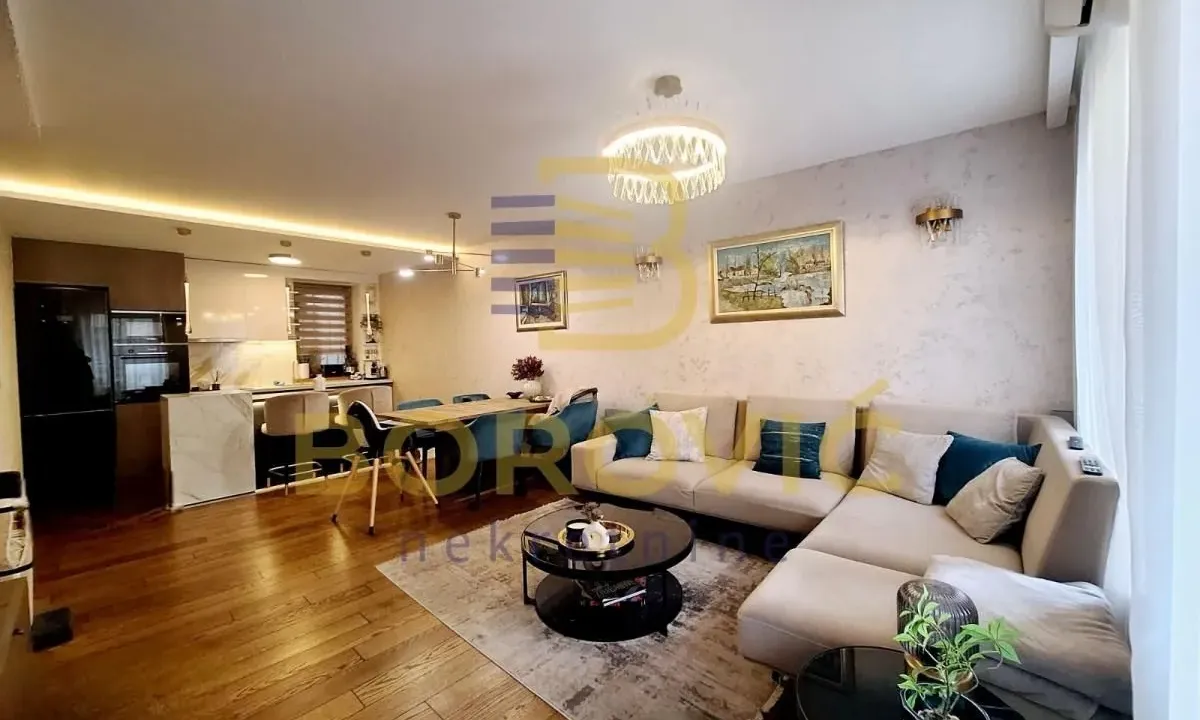 Prodaja, četvorosoban stan, 115m², Južni Bulevar, Vračar Sve Podlokacije