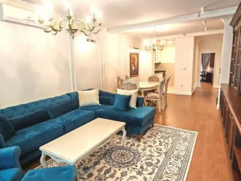 Izdavanje, trosoban stan, 96m², Đeram Pijaca, Beograd - image 5