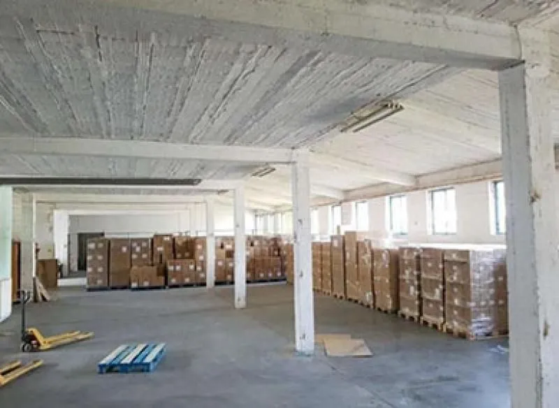 Rent, office space, 630m², Čukarica, Beograd