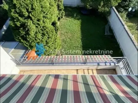 Rent, house, 280m², Savski Venac, Beograd - image 23