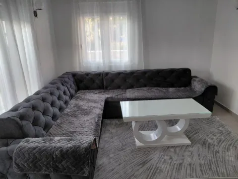 Rent, two bedroom apartment, 70m², Bjeliši, Bar - image 2