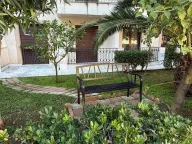 Izdavanje, dvosoban stan, 68m², Podmaine, Budva