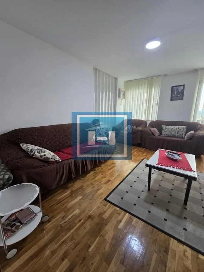 Prodaja, dvosoban stan, 64m², Ledena Stena, Vranje