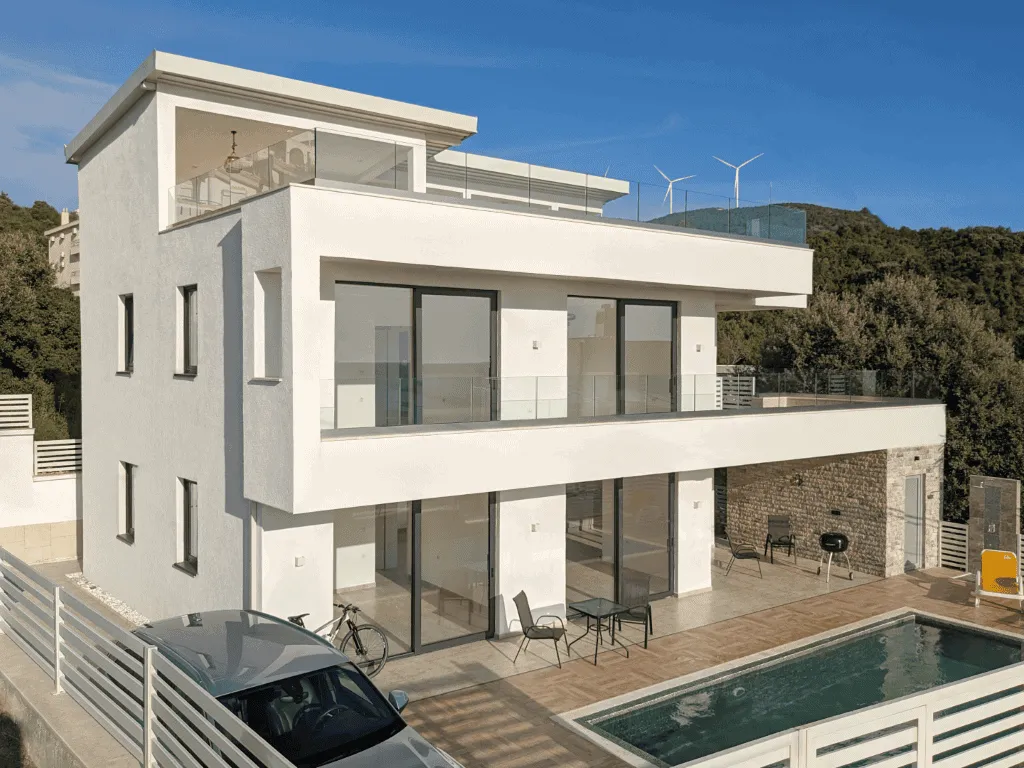 Sale, house, 365m², Utjeha, Bar