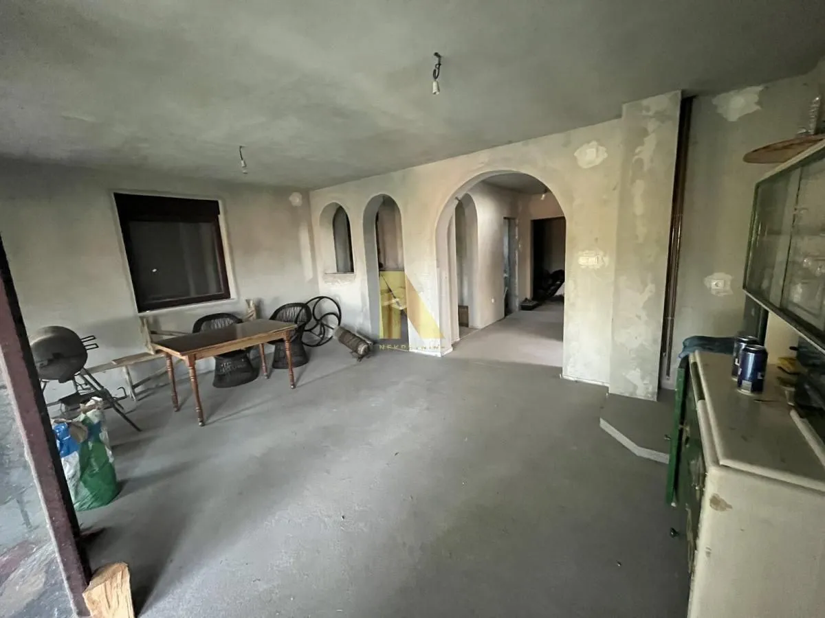 Prodaja, kuća, 209m², Petrovaradin, Novi Sad