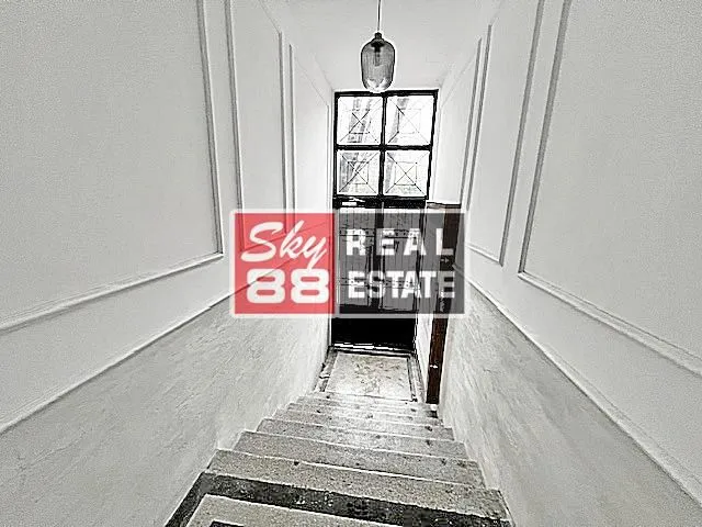 Prodaja, stan, 160m², Stari Grad, Beograd