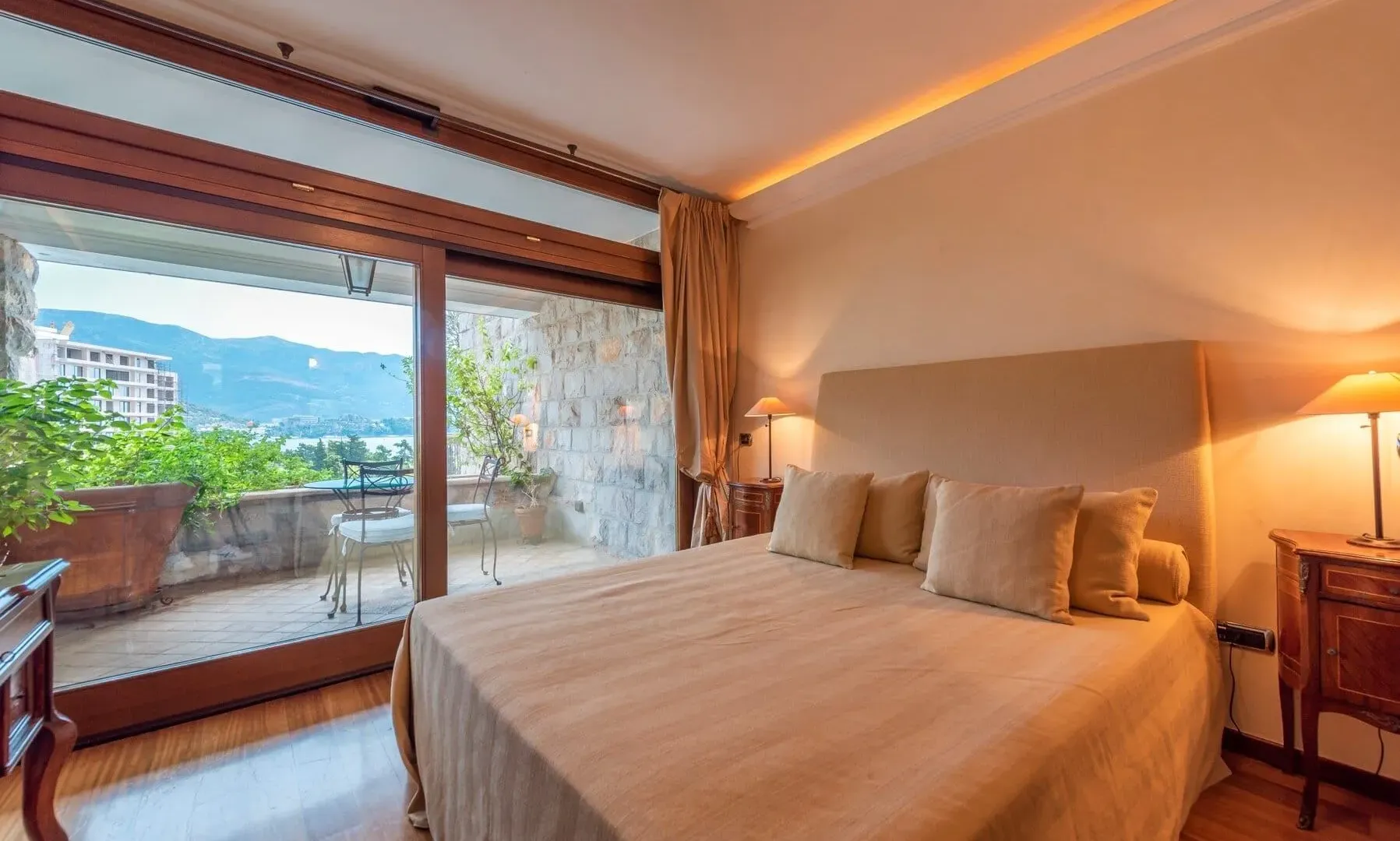 Sale, house, 1264m², Gospoština, Budva