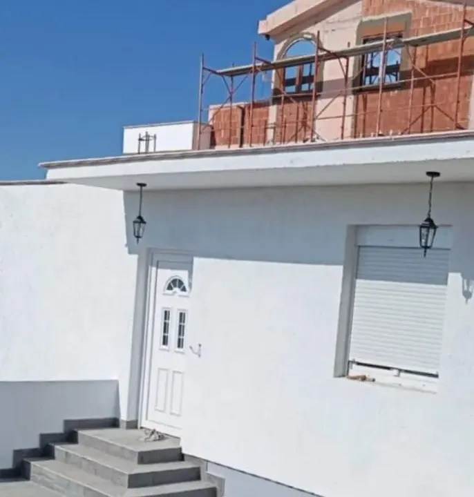 Rent, house, 80m², Krimovica, Kotor