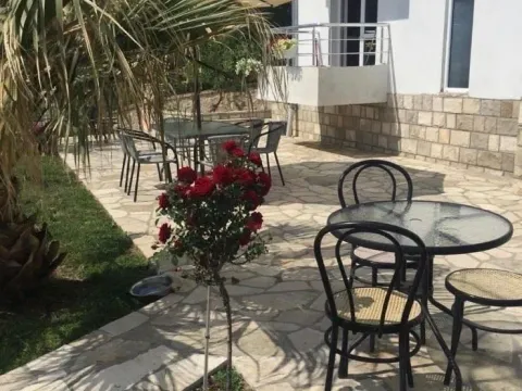 Prodaja, kuća, 194m², Sutomore, Bar - image 4