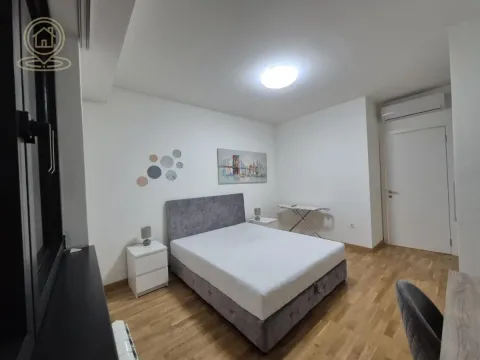 Rent, two bedroom apartment, 55m², Savski Venac, Beograd - image 8