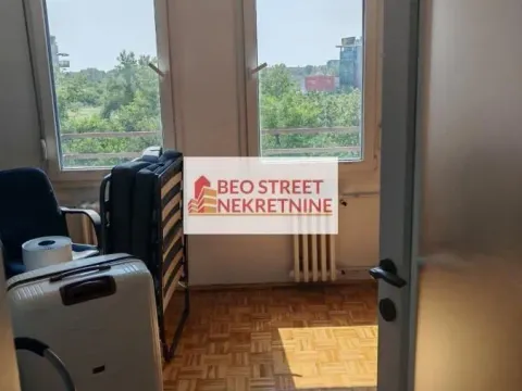 Izdavanje, četvorosoban stan, 89m², Beograd, Srbija - image 10