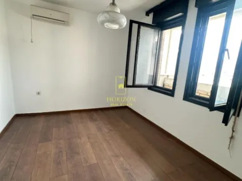 Prodaja, trosoban stan, 96m², Blok 6, Podgorica - image 6