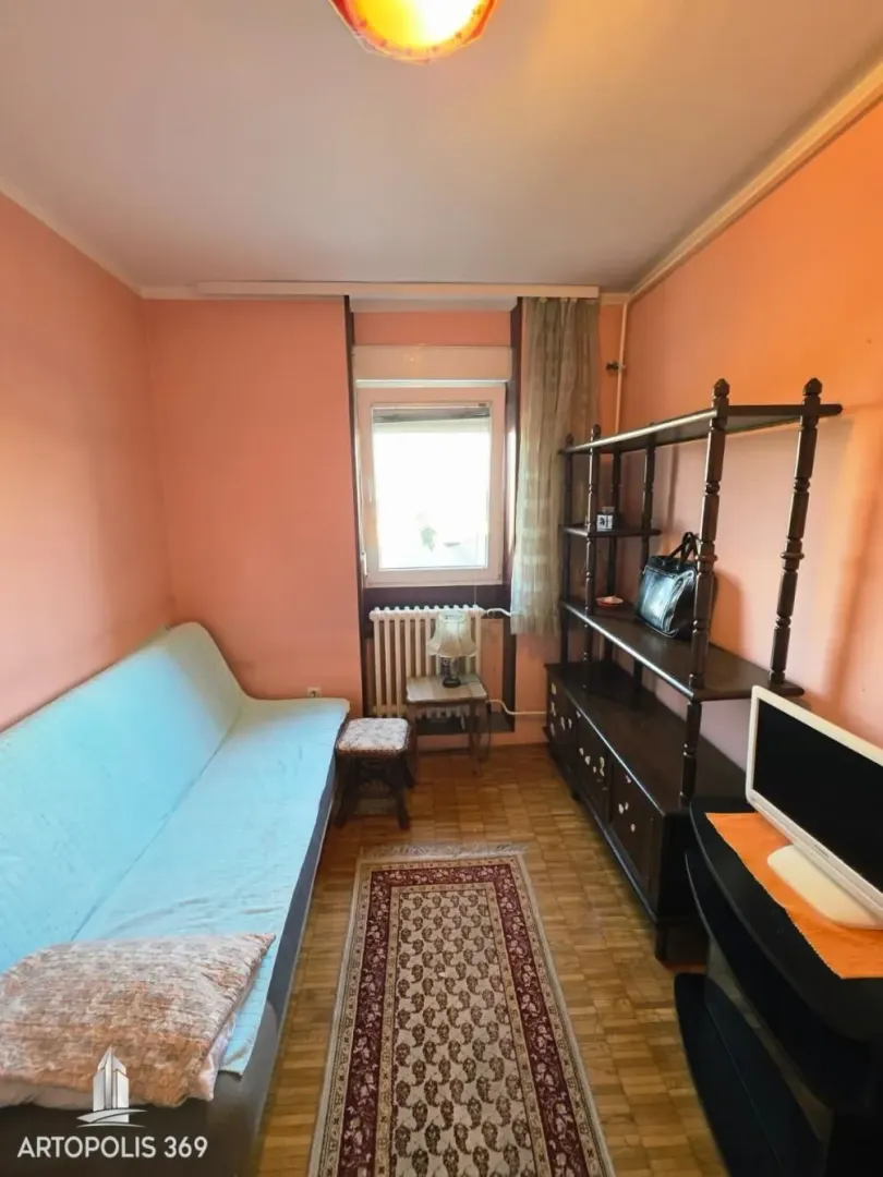 Prodaja, jednosoban stan, 56m², Skojevsko Naselje, Beograd