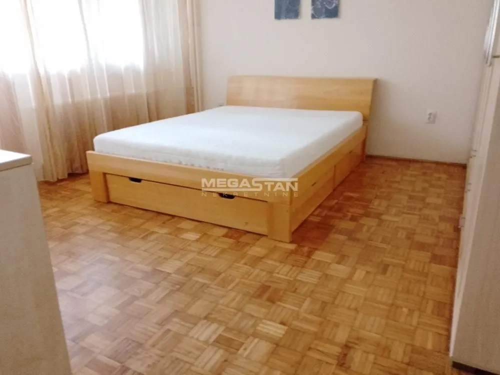 Izdavanje, dvosoban stan, 62m², Zvezdara Sve Podlokacije, Beograd