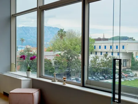 Sale, two bedroom apartment, 100m², Budva, Crna Gora - image 11