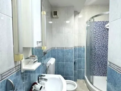 Izdavanje, trosoban stan, 115m², Preko Morače, Podgorica - image 10