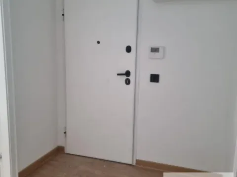 Prodaja, četvorosoban stan, 261m², Čubura, Beograd - image 11