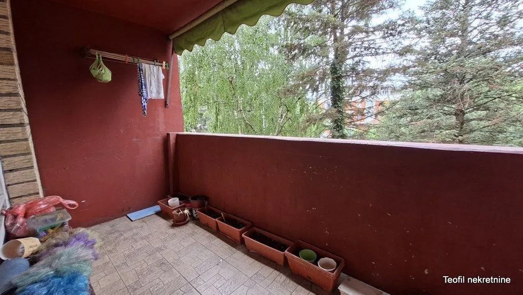 Sale, three bedroom apartment, 92m², Kanarevo Brdo, Beograd