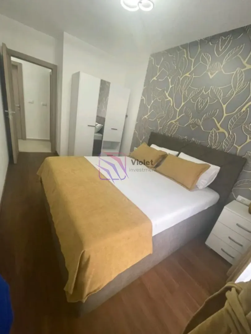 Izdavanje, dvosoban stan, 69m², Master Kvart, Podgorica