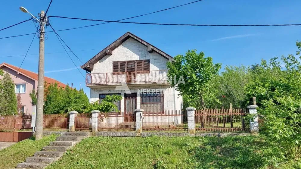 Prodaja, kuća, 300m², Arnajevo, Barajevo