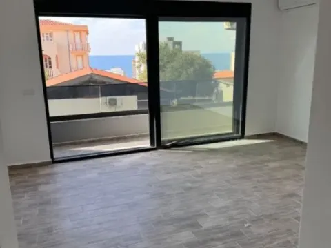 Prodaja, jednosoban stan, 52m², Sutomore, Bar