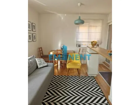 Izdavanje, dvosoban stan, 41m², Zemun Gornji Grad, Zemun Sve Podlokacije - image 3