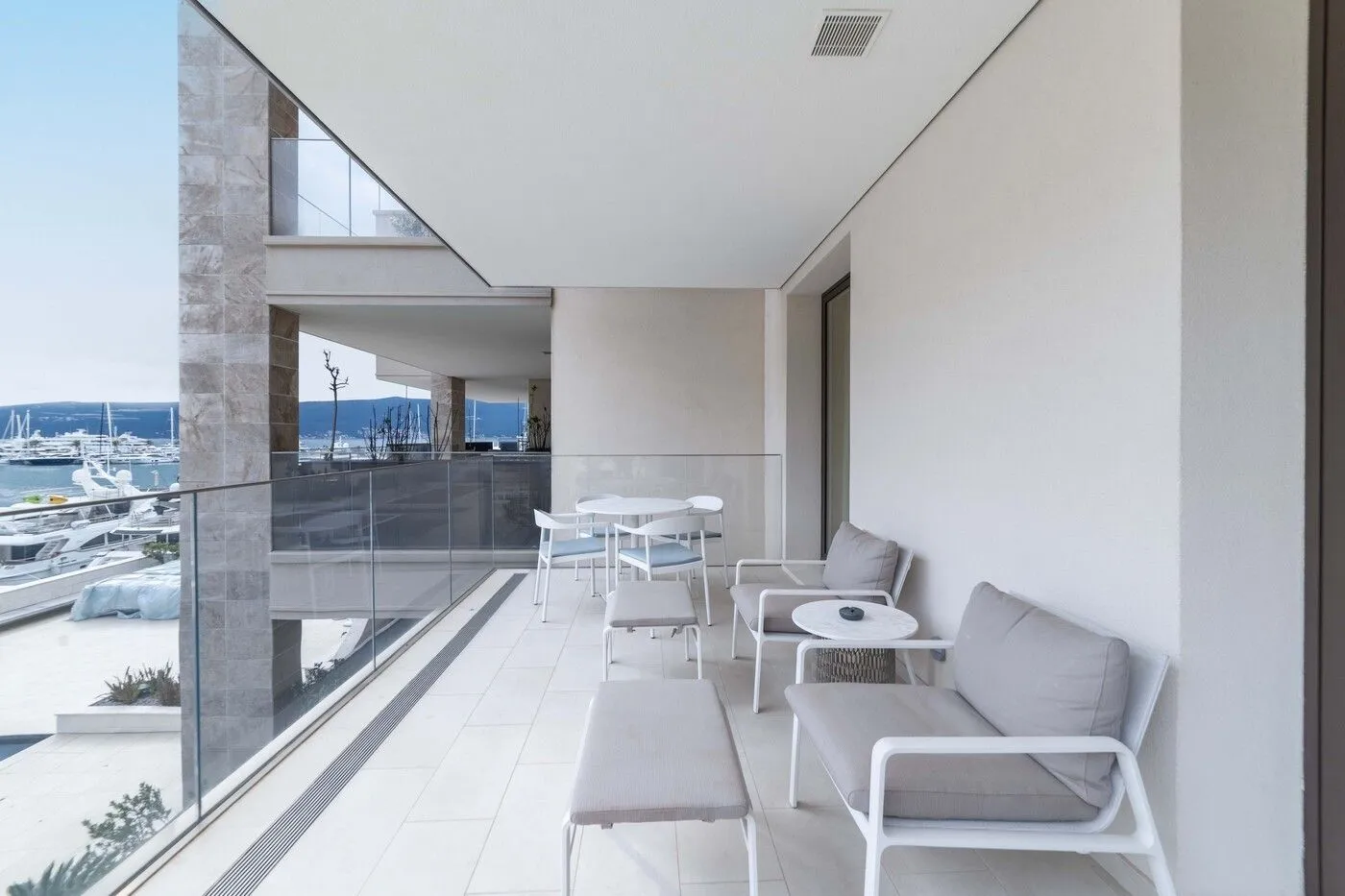 Prodaja, jednosoban stan, 81m², Tivat, Crna Gora